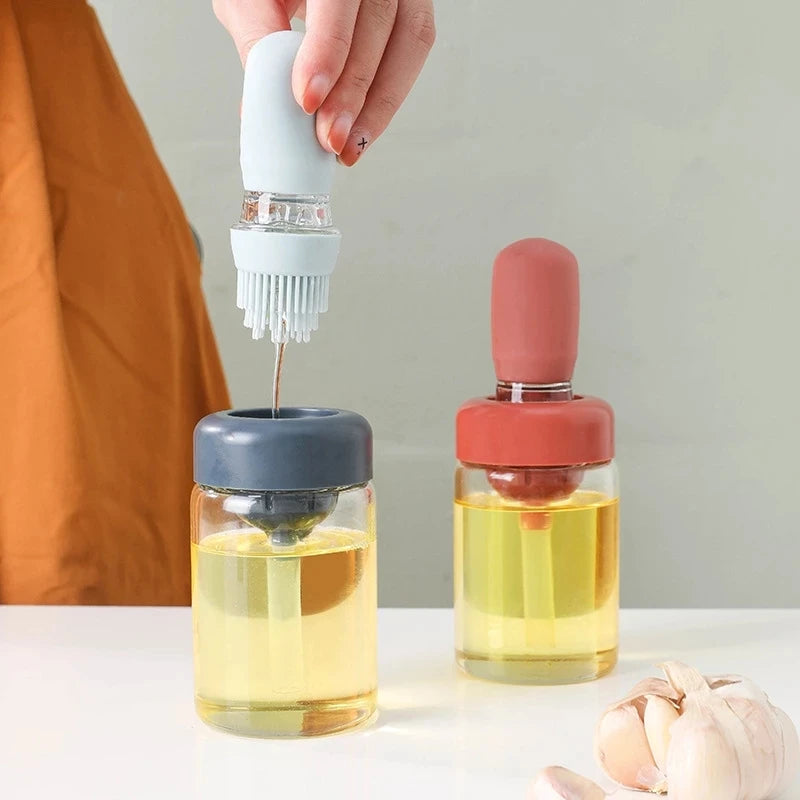 Portable Kitchen Oil Bottle Silicone Brush Control Quantitative With Barbecue Spray Bottle For BBQ Cooking Baking Oil Dispenser - My Trendova